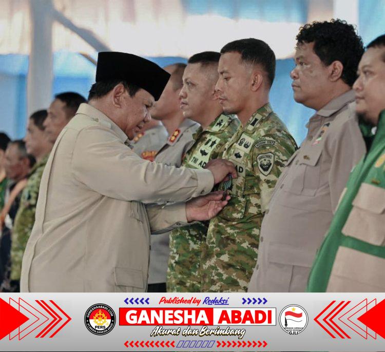 Presiden Prabowo Anugerahkan Tanda Kehormatan kepada Jajaran TNI Pendukung Swasembada Pangan Nasional
