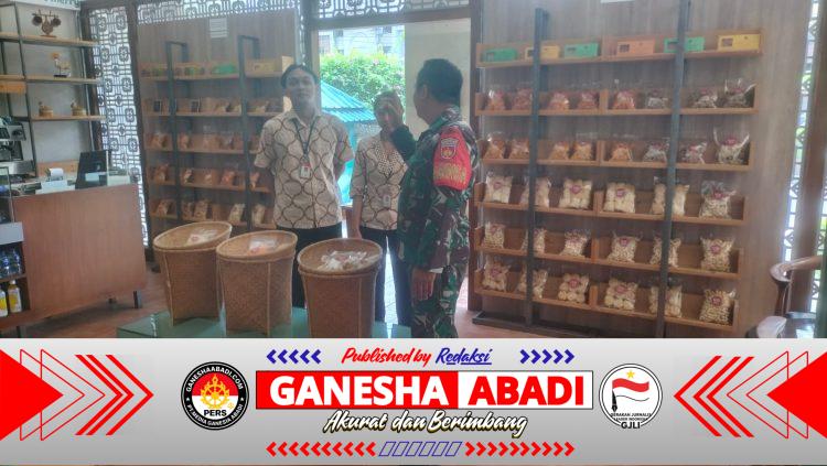Babinsa Kemlayan Sambangi Pelaku UMKM, Dorong Penguatan Ekonomi Kerakyatan di Serengan