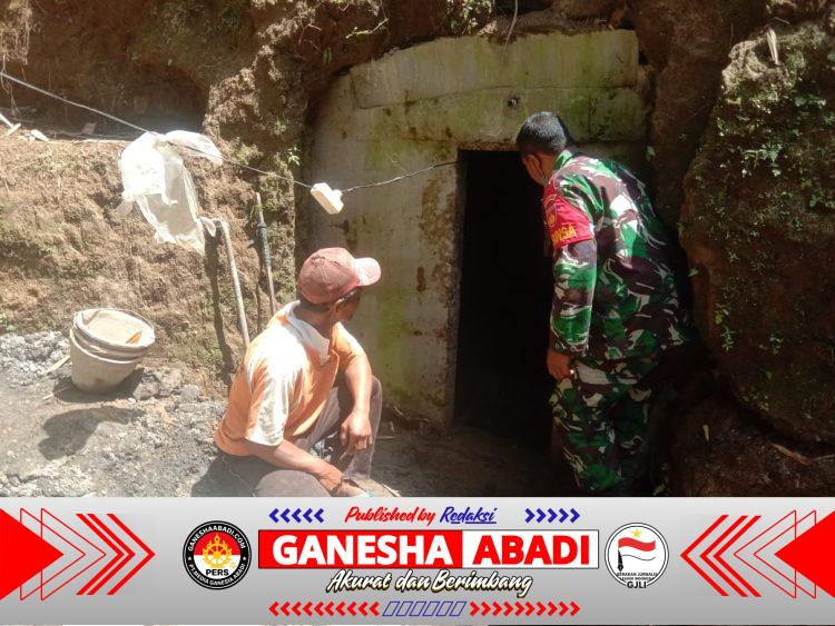 Babinsa Koramil 07/Selo dan Warga Gotong Royong Bersihkan Mata Air Tirto Brojo di Boyolali