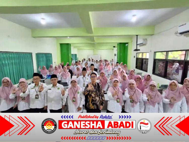 MTsN 3 Kota Surabaya Gelar Pelatihan Majalah Digital untuk Tingkatkan Literasi Guru