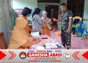 Babinsa Koramil 04/Teras Dampingi Posyandu Balita di Desa Mojolegi