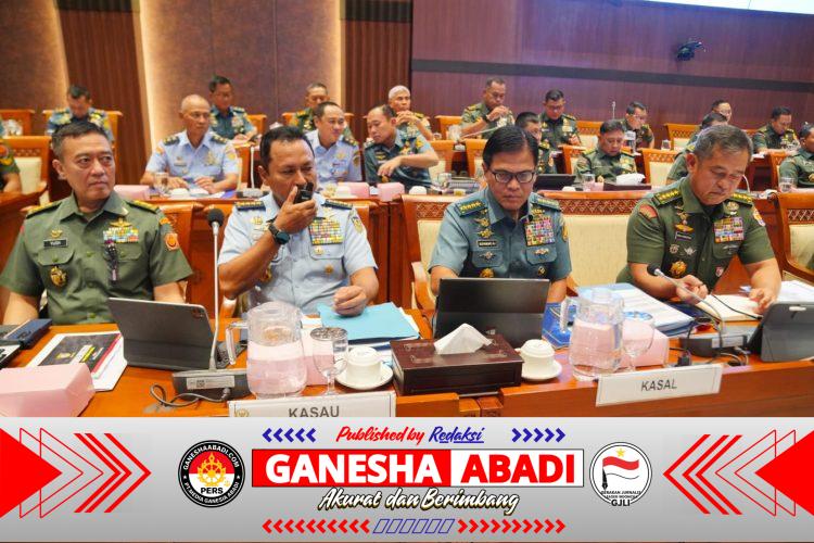 Panglima TNI Dampingi Menhan Raker Tertutup Komisi I DPR RI, Presiden Tekankan Efisiensi dan Akuntabilitas Anggaran Pertahanan
