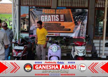 Polsek Gunung Anyar Pasang Alarm Gratis, Strategi Preventif Tekan Curanmor di Surabaya