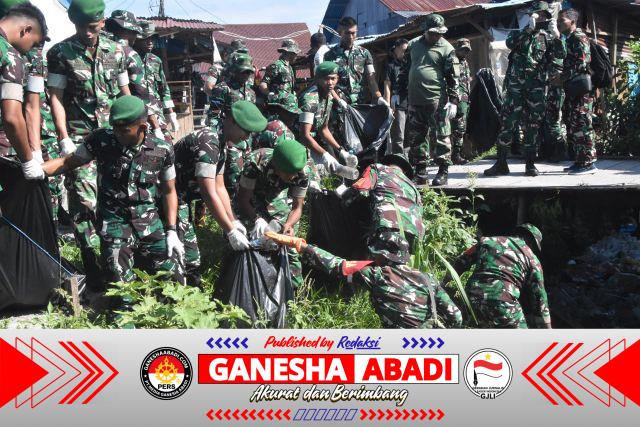 Kodim 1710/Mimika Deklarasikan “Perang Terhadap Sampah”, Pasar Sentral Timika Dibersihkan Total