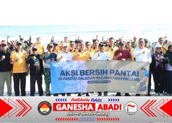 Sinergi Forkopimda Gresik Bersihkan Pantai Delegan, Wujudkan Pesisir Asri dan Pariwisata Berkelanjutan