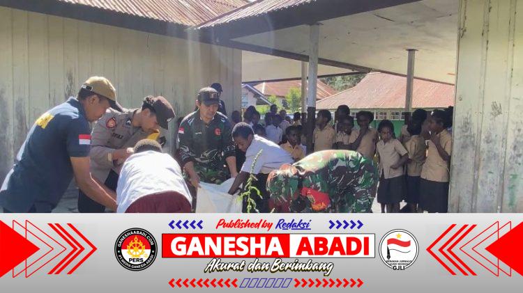 Babinsa Kodim 1714/Puncak Jaya Tanamkan Budaya Hidup Bersih Sejak Dini di SD Inpres Ilu