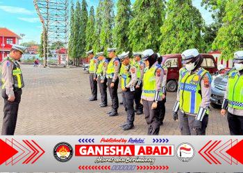 Bukan Sekadar Sosialisasi, Aksi Simpatik Satlantas Polres Kendal di Minggu Pagi Curi Perhatian Warga