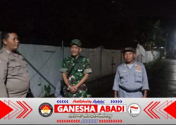 Patroli Malam Babinsa Sawit, Hidupkan Semangat Siskamling di Desa Gombang
