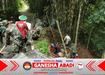 Semangat Juang Dibuktikan Satgas TMMD 127 Dan Warga Desa Kembang  ‎