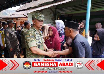 Wakil Ketua I Satgas PRR Letjen TNI Richard Tampubolon Dampingi Menko PMK Penyerahan Bantuan Stimultan Rumah Rusak Pascabencana di Sumatera