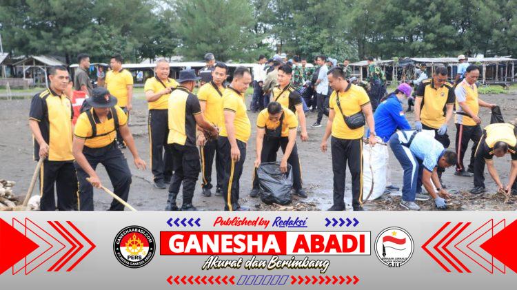 Aksi Bersih Pantai HPSN 2026, Sinergi Tiga Pilar dan Masyarakat Bersatu Jaga Pesisir
