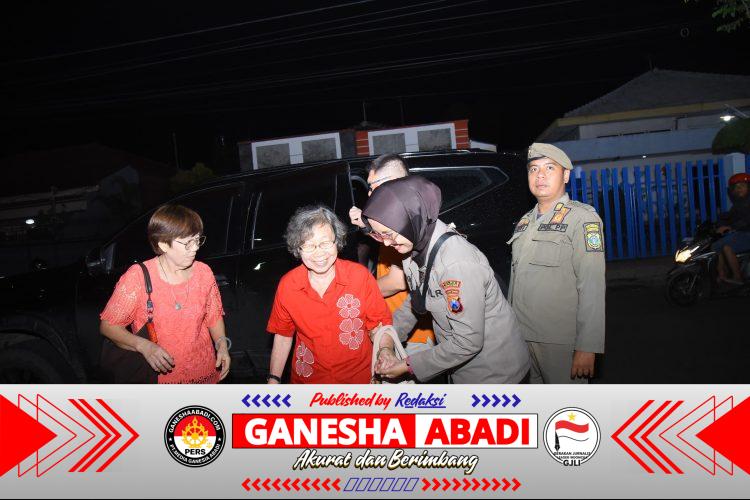 Respon Sigap Polwan Polres Bondowoso Layani Jemaat di Vihara Ariya Maitera