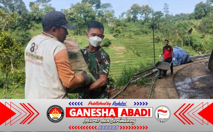 Kerja Sama Dalam Bingkai Kemanunggalan TNI Dan Rakyat Dilokasi TMMD 127 Kodim Wonogiri