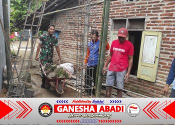 Babinsa Kerja Bakti Pembangunan PAM Simas Guna Dapatkan Air Bersih
