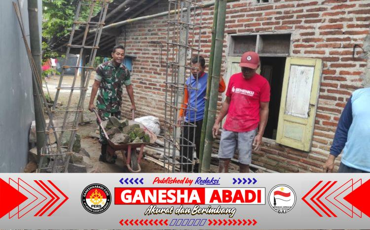 Babinsa Kerja Bakti Pembangunan PAM Simas Guna Dapatkan Air Bersih