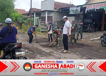 Babinsa Koramil Pesanggaran Hadir Acara Musdes Realisasi APBDes Tahun 2025 Desa Kandangan