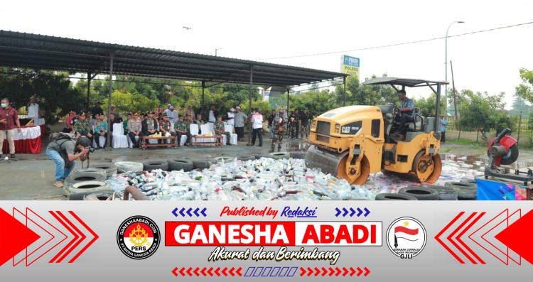 Polres Klaten Musnahkan Ribuan Botol Miras dan Ratusan Knalpot Brong, Tegaskan Komitmen Berantas Penyakit Masyarakat