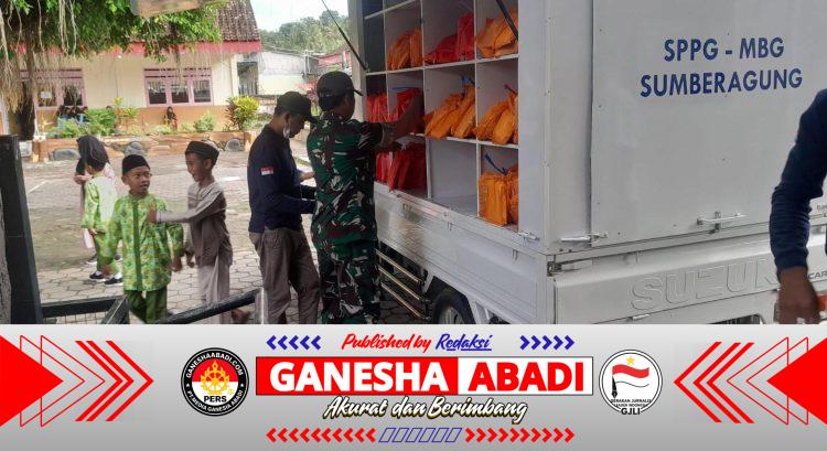 Anggota Koramil Pesanggaran Peran Aktif Melakukan Pendampingan dan Pendistribusan MBG Selama Bulan Suci Ramadan