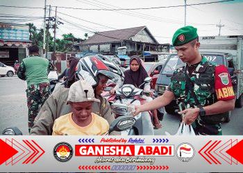 Ramadhan Berkah, Koramil Kuala Kencana dan Koramil Jila Bagikan 500 Paket Takjil