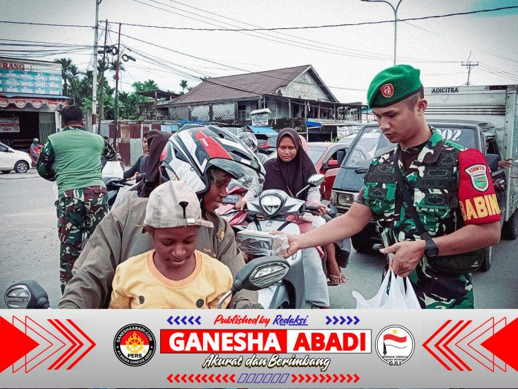 Ramadhan Berkah, Koramil Kuala Kencana dan Koramil Jila Bagikan 500 Paket Takjil