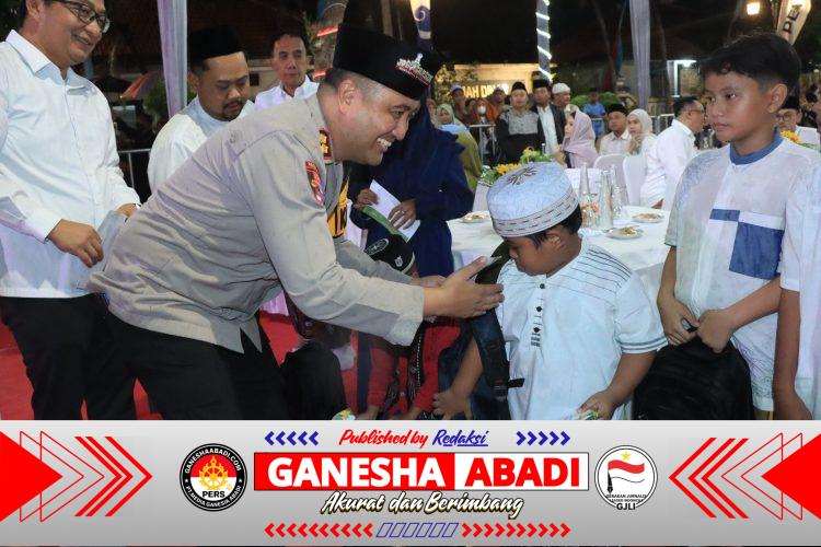 Polres Gresik Kawal Meriahnya Kontes Bandeng Kawak 2026, Polisi Sapa Warga di Bandar Grisse