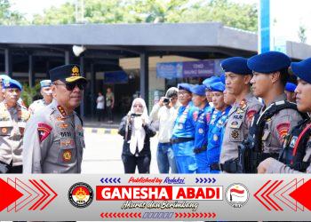 Wakapolri Tinjau Arus Mudik Via Udara, Pastikan Penyeberangan Merak Bakauheni Terkendali