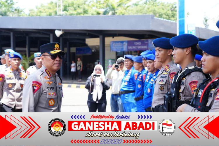 Wakapolri Tinjau Arus Mudik Via Udara, Pastikan Penyeberangan Merak Bakauheni Terkendali