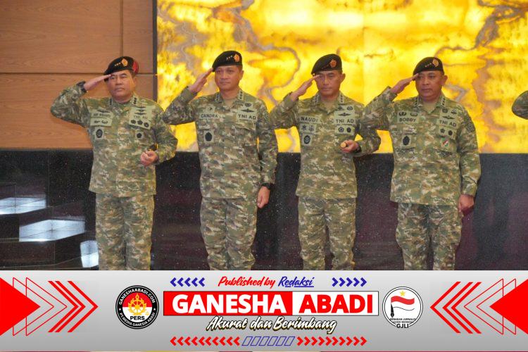 Irjen TNI Pimpin Upacara Laporan Korps Kenaikan Pangkat 54 Perwira Tinggi TNI