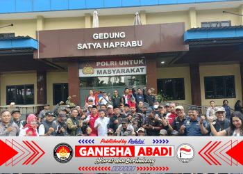 Kemarahan Aliansi Peduli Jurnalis Jatim menuntut transparansi Hukum, Ketua KAKI Jatim Desak Kapolda Jatim Bebaskan Amir Dan Copot Kapolres Mojokerto AKBP Andi Yudha Pranata