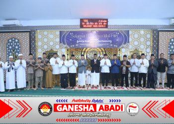 Umat Muslim Lanud Sultan Hasanuddin Laksanakan Sholat Idul Fitri di Masjid Nurussamawat