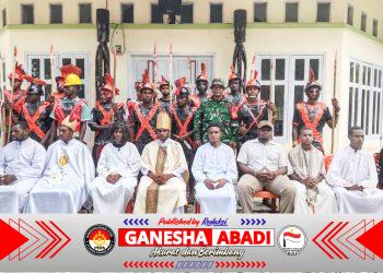 Pengamanan Humanis Babinsa Mapurujaya di Prosesi Ibadah dan Jalan Salib