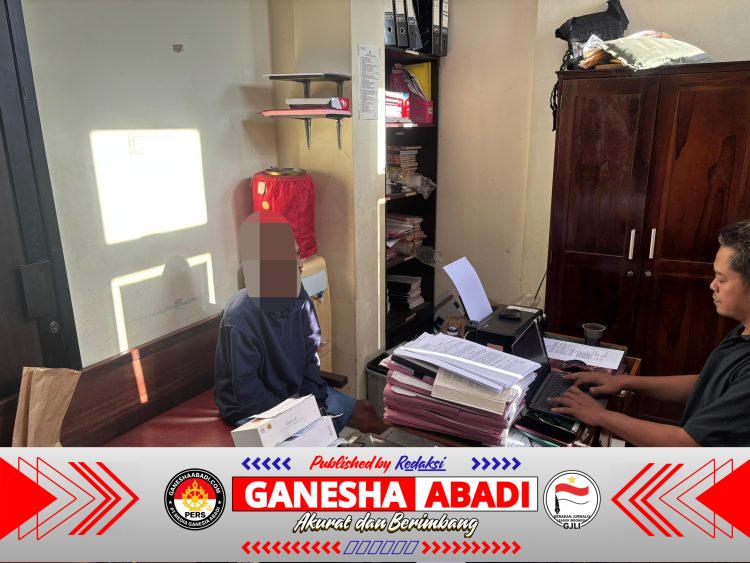 Tiga HP Digasak dari Dalam Rumah, Pelaku Diringkus Warga dan Diserahkan ke Polisi