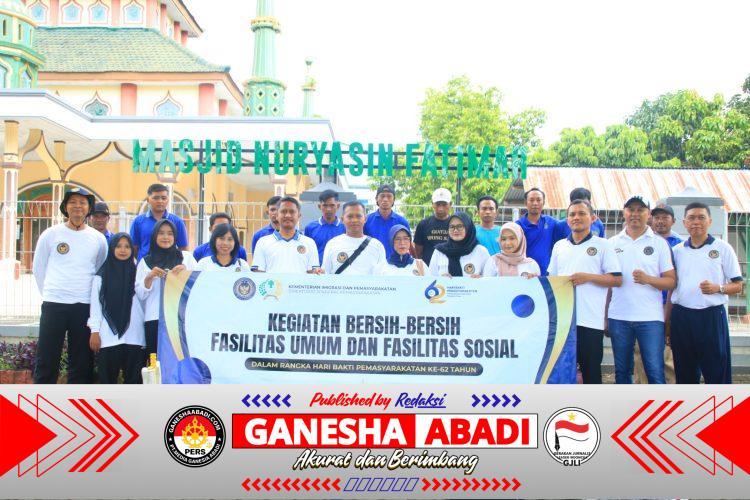 Sambut Hari Bhakti Pemasyarakatan ke-62, Lapas Banyuwangi Gelar Aksi Bersih-Bersih Lingkungan dan Tempat Ibadah