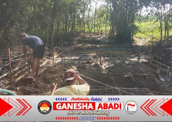 Rakit Besi Pondasi Jadi Penentu, Pembangunan Jembatan Garuda di Cerme Dikebut