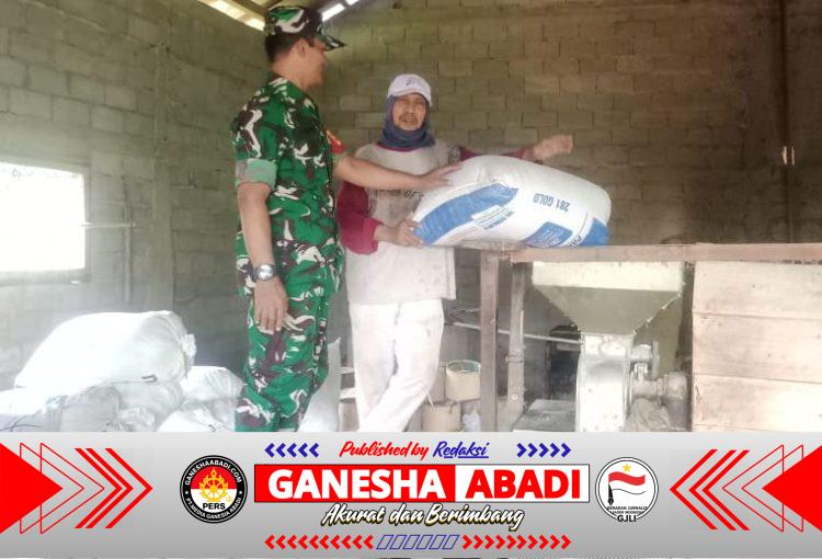 Pastikan Stok Beras Aman dan Ketahanan Pangan Terjaga, Ini Yang Dilakukan Babinsa Koramil 04/Nguntoronadi