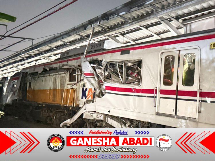 Terjadi insiden kecelakaan kereta di Bekasi Timur. Ada dua titik kejadian, KRL