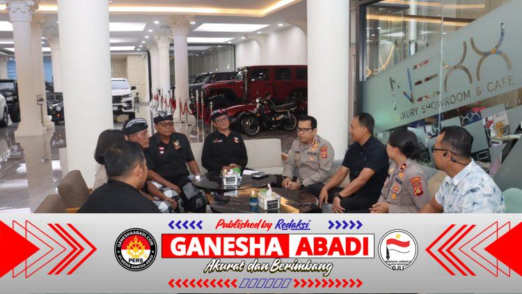 Dalam Upaya Mempererat Sinergi Antara Kepolisian dan Unsur Pengamanan Adat
