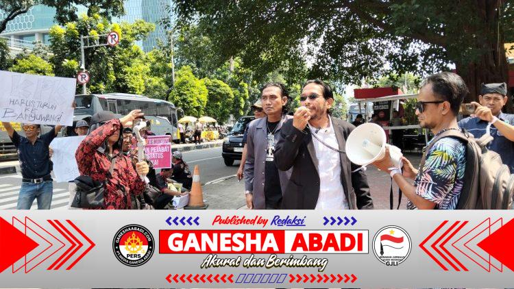 Aksi di Depan Komisi Pemberantasan Korupsi: Aktivis Harimau Blambangan Desak Bongkar Dugaan Korupsi Banyuwangi