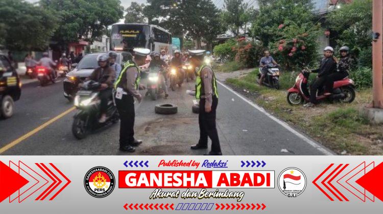 Jalan Nasional Banyuwangi – Jember, Sepeda Motor Tabrak Truk Tangki di Selatan RS Fatimah