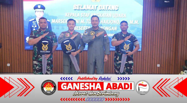 Kunjungi Lanud Sultan Hasanuddin, Kasau Tekankan Perwira TNI AU Harus Adaptif, Berkarakter, dan Tunjukkan Kualitas Kepemimpinan