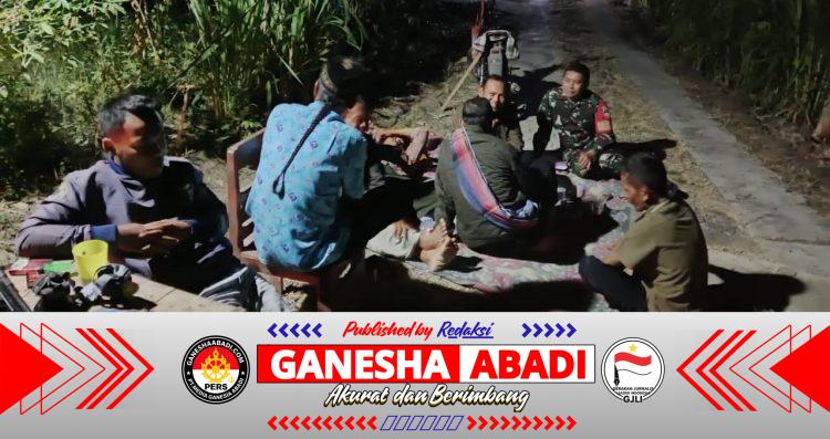Babinsa Turun Malam, Hadirkan Rasa Aman di Desa Krobokan