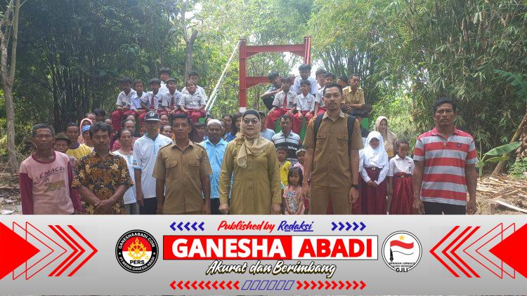 Penantian Puluhan Tahun Berakhir, Jembatan Merah Putih Sambirejo Kini Jadi Jalur Ekonomi dan Daya Tarik Warga