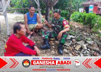 Wujudkan Wilayah Aman dan Kondusif, Babinsa Aktif Sambangi Tokoh Masyarakat