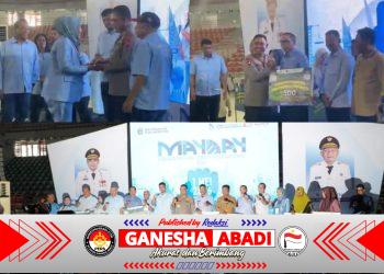 Peringatan May Day Kondusif,  Kapoldasu Sumbang Hadiah Motor 