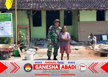 Air Mata Bahagia Ibu Sunarni di Tengah Pengabdian Satgas TMMD Reguler ke-128