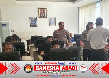 Bimbingan Humanis Satpas SIM Polresta Denpasar, Pemohon Dibekali Pemahaman Sebelum Ujian Teori