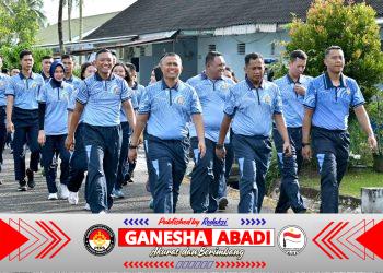 Silaturahmi Terjaga dan Soliditas Personel Semakin Menyala, Danlanud Sjamsudin Noor Rajut Kebersamaan Melalui Olahraga Bersama