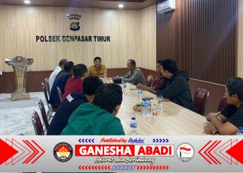 Patroli Dialogis Turjawali Samapta Polresta Denpasar Perkuat Keamanan Kawasan Pertokoan Emas