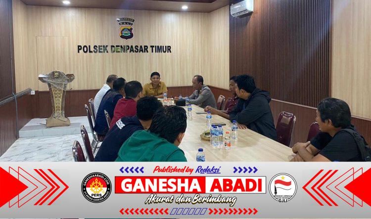 Patroli Dialogis Turjawali Samapta Polresta Denpasar Perkuat Keamanan Kawasan Pertokoan Emas