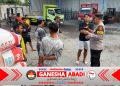 Patroli Sambang Kamtibmas Polsek Denbar Rangkul Sopir dan Kondektur UD. SAM, Wujudkan Situasi Aman dan Kondusif
